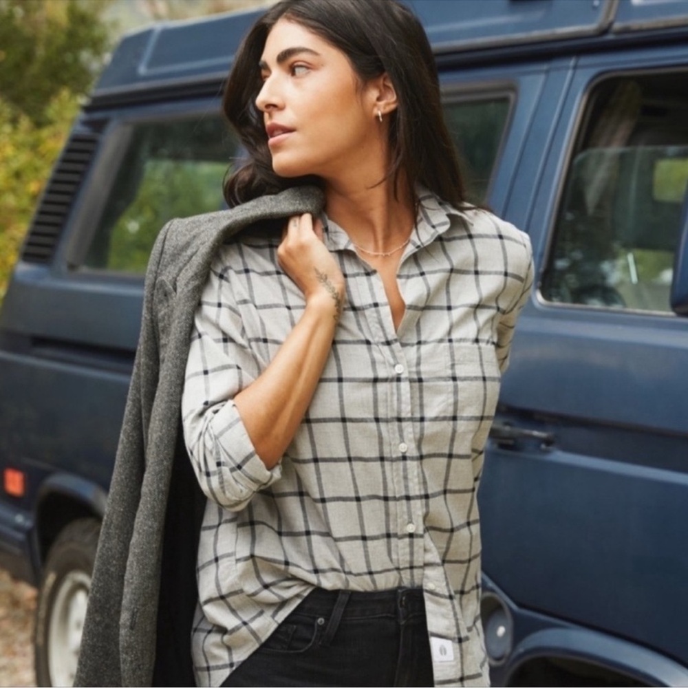 Grayson The Hero Flannel windowpane grey and black button down size 3 Medium